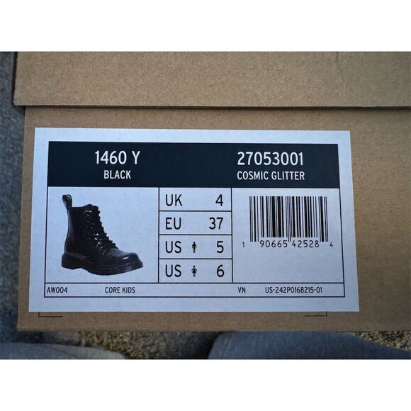 Dr. Martens 1460 Junior Kids Black Glitter Lace Up Boots Size 6 Big Girls - Picture 13 of 15